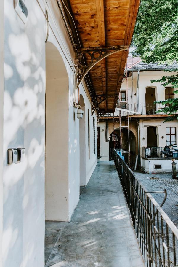 Zur Linde Apartment Sibiu Ngoại thất bức ảnh