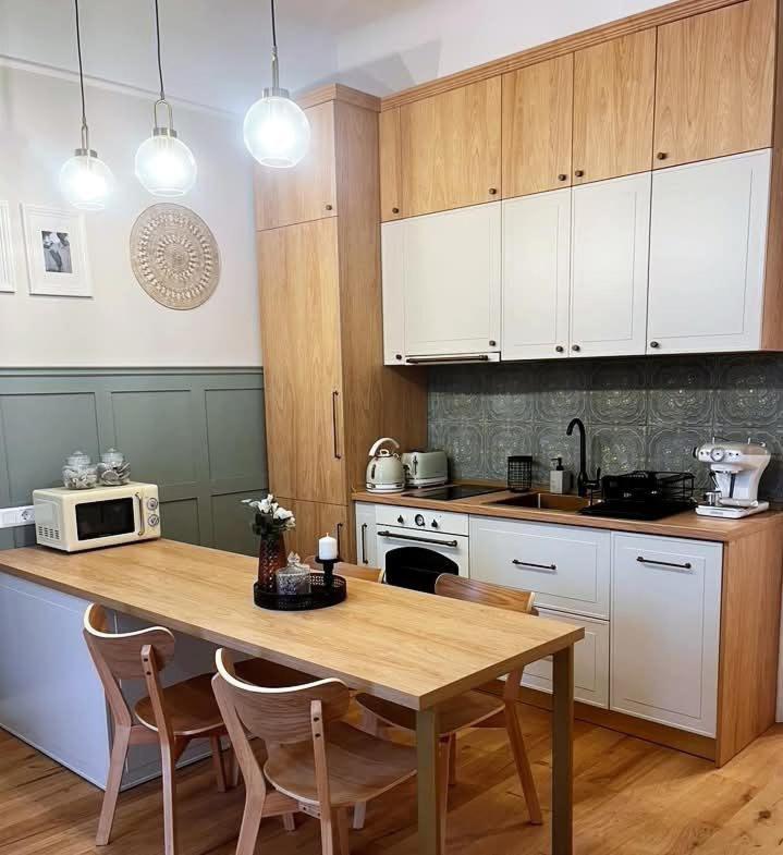Zur Linde Apartment Sibiu Ngoại thất bức ảnh