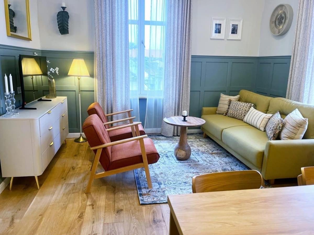 Zur Linde Apartment Sibiu Ngoại thất bức ảnh